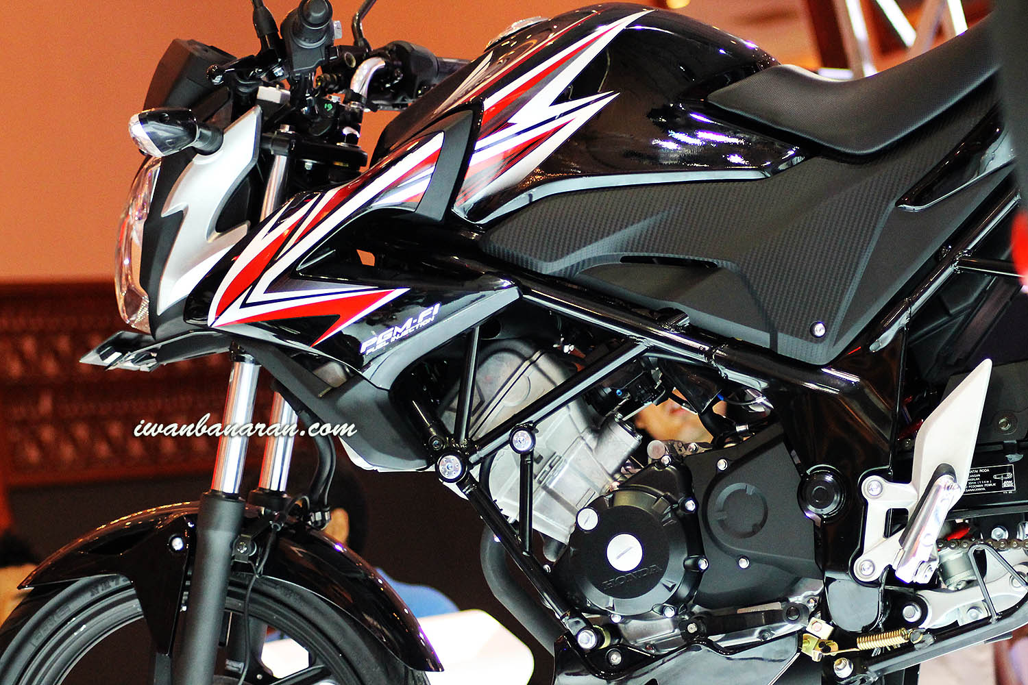106 Modif Motor Cb 150 R Warna Hitam Modifikasi Motor Honda CB Terbaru