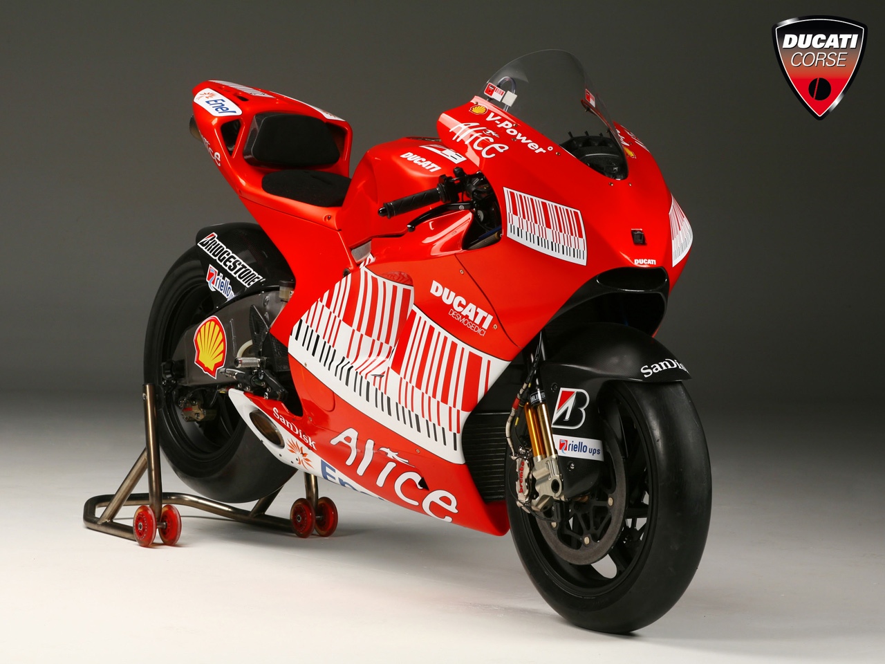 AMG Akan Menjadi Sponsor Utama Ducati Factory Iwanbanarannet